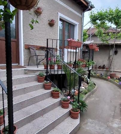 Guest House Kukera Pavel Banya Buitenkant foto