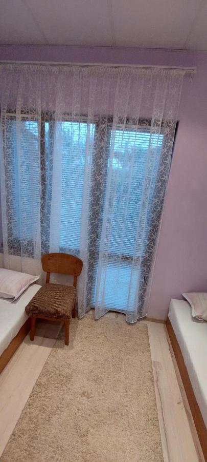 Guest House Kukera Pavel Banya Buitenkant foto